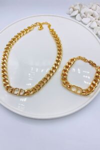 Toptan Altın Renk Kombin Cd Harfli Christian Dior Model Kalın Zincir Kolye Bileklik Set – 3008